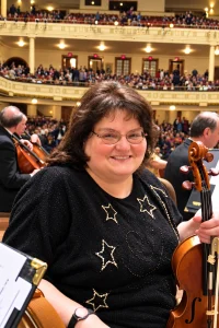 Carol Hutter teaches Violin and Viola lessons at the Red Barn Music School in Amherst Massachusetts